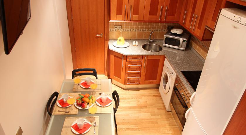 Apartamentos Good Stay Prado Мадрид Номер фото