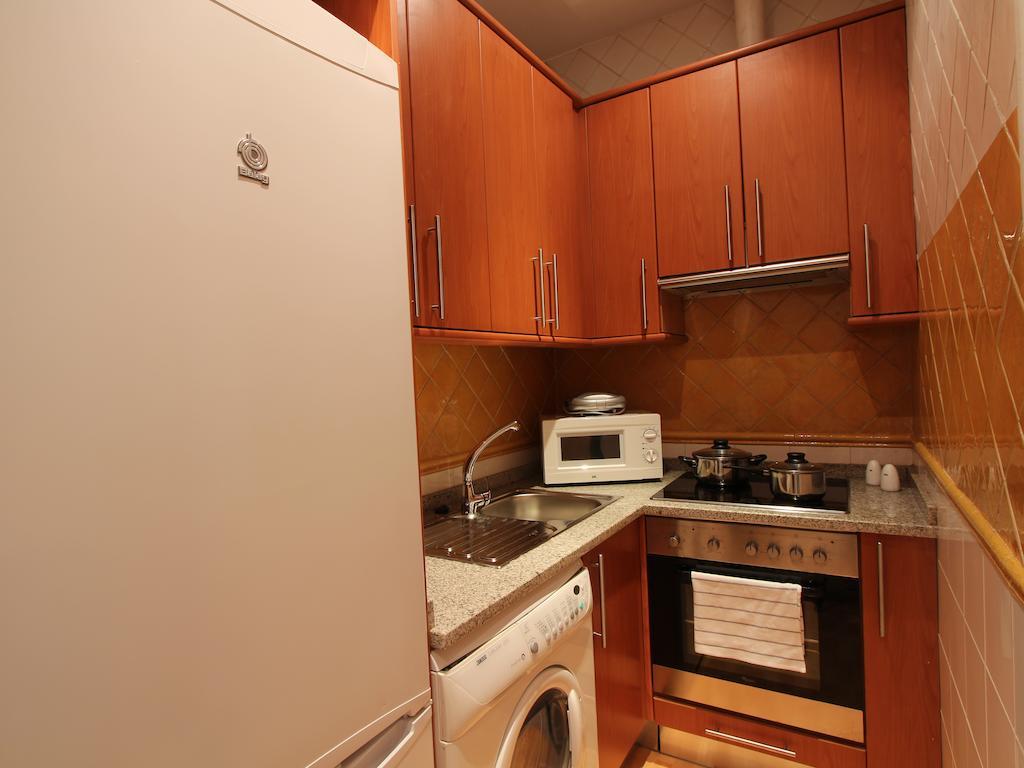 Apartamentos Good Stay Prado Мадрид Номер фото