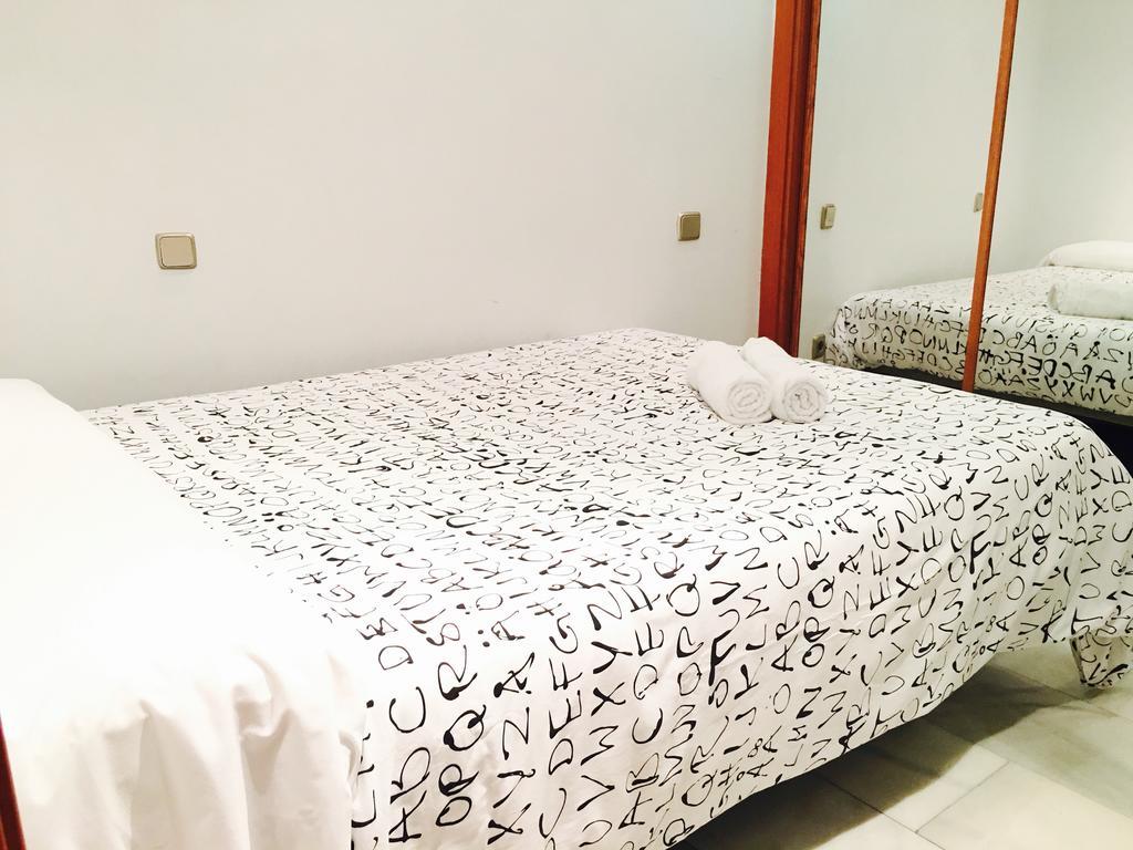 Apartamentos Good Stay Prado Мадрид Екстер'єр фото