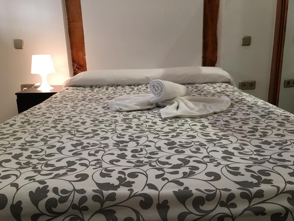 Apartamentos Good Stay Prado Мадрид Екстер'єр фото