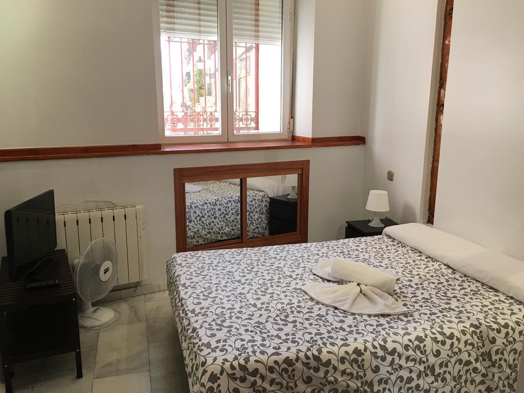 Apartamentos Good Stay Prado Мадрид Екстер'єр фото