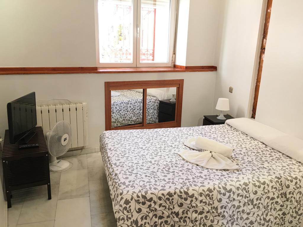 Apartamentos Good Stay Prado Мадрид Екстер'єр фото
