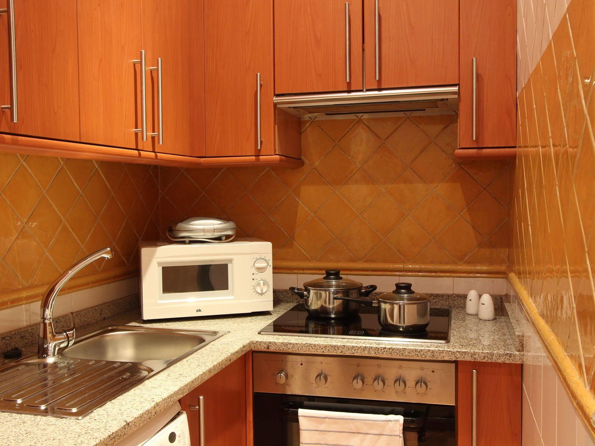 Apartamentos Good Stay Prado Мадрид Екстер'єр фото